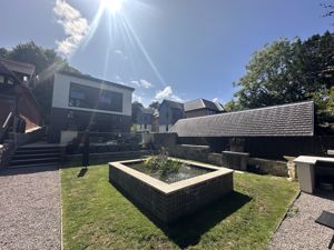 Photo 42- click for photo gallery